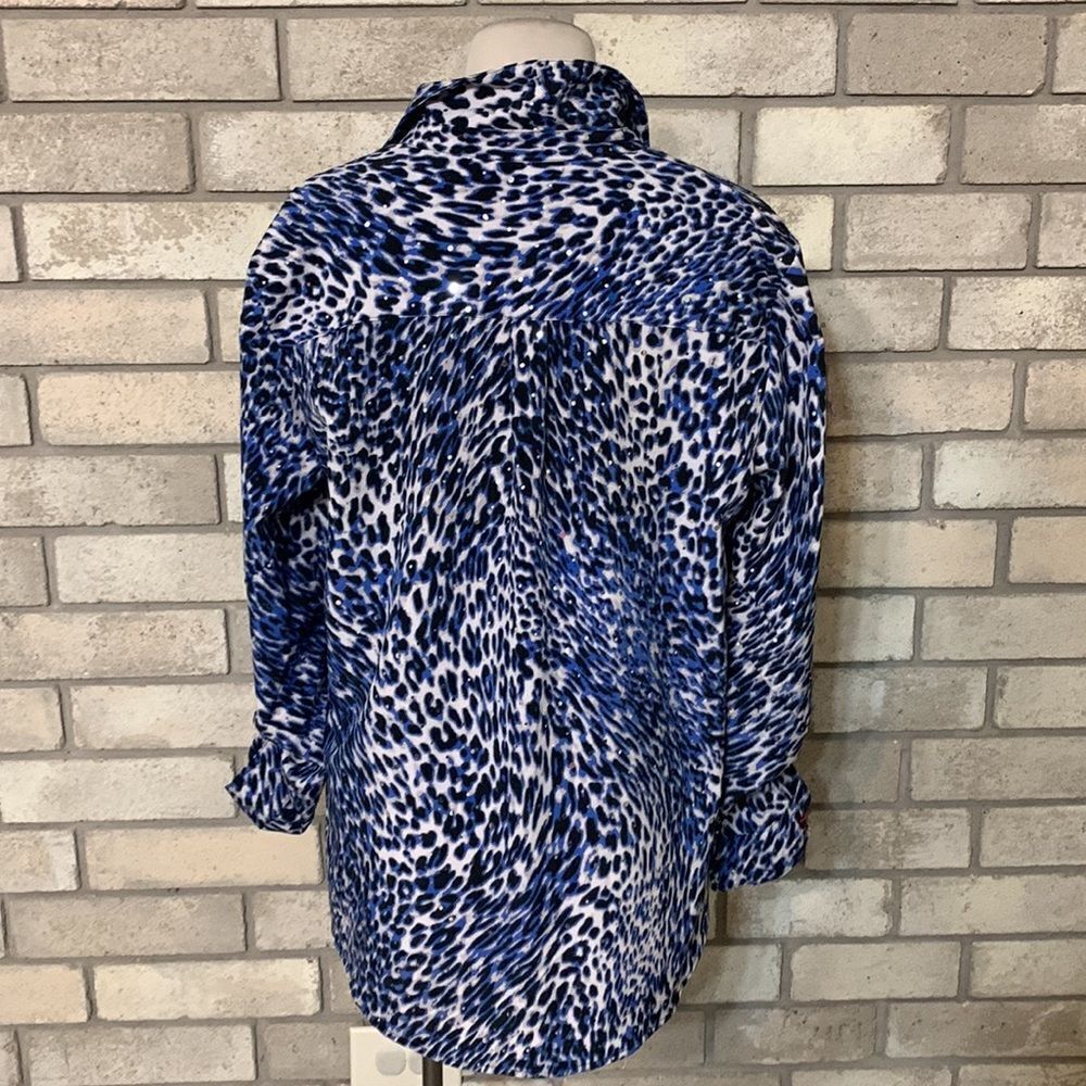 3for$20 button front blouse large - Picture 3 of 4